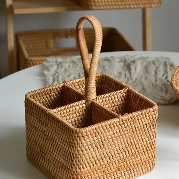 Accessoire Décoration en Rotin en Forme de Panier Carré – Image 2