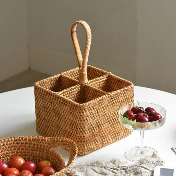 Accessoire Décoration en Rotin en Forme de Panier Carré – Image 3