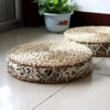Coussin circulaire à motifs – Image 2