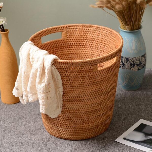 Panier à linge en rotin pour la maison – Image 3