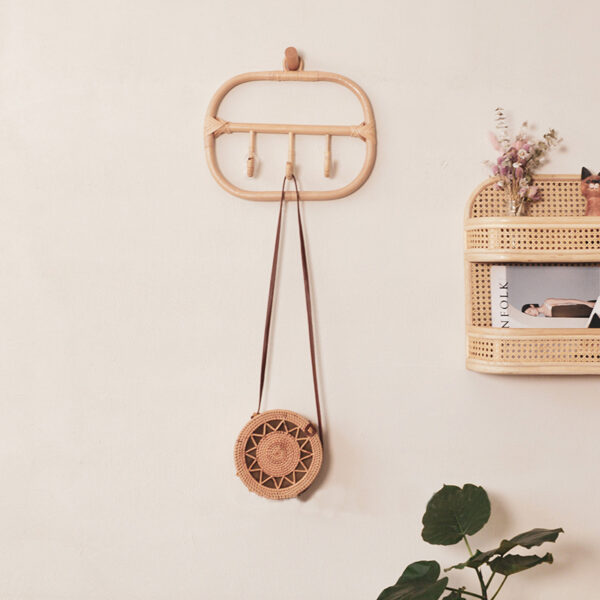Porte-manteau mural 3 crochets en rotin naturel – Image 5