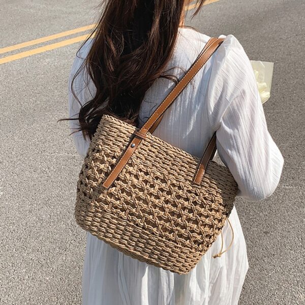 Sac à main marron tendance de plage en paille pour femme – Image 2