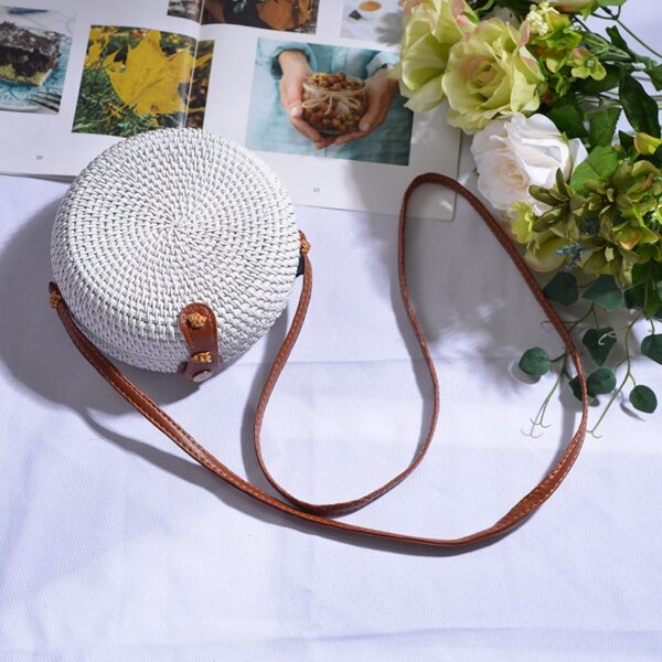 Sac à main rond bohème en rotin tissé à la main pour femme