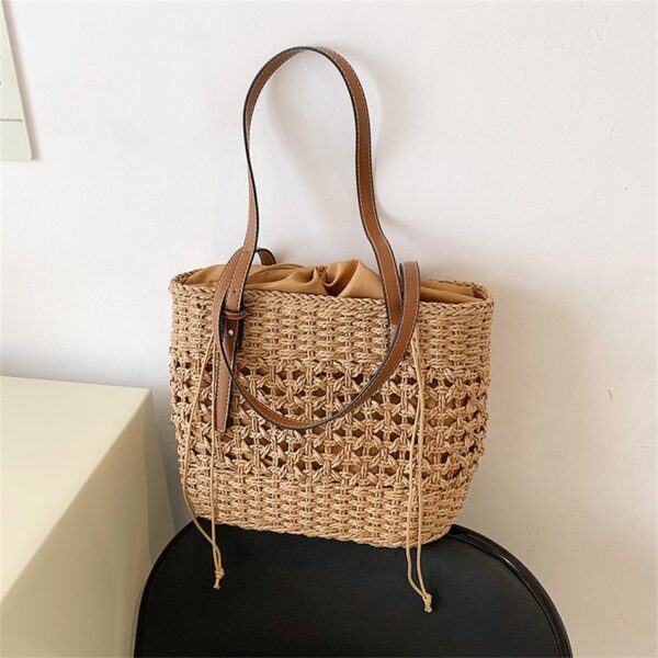 Sac à main marron tendance de plage en paille pour femme – Image 3
