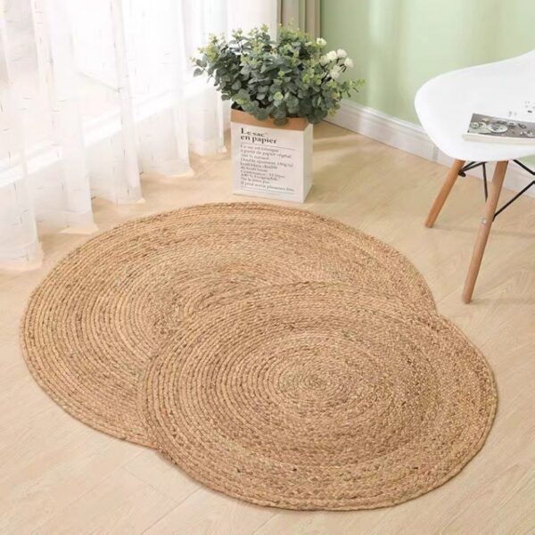 Tapis rond en rotin clair