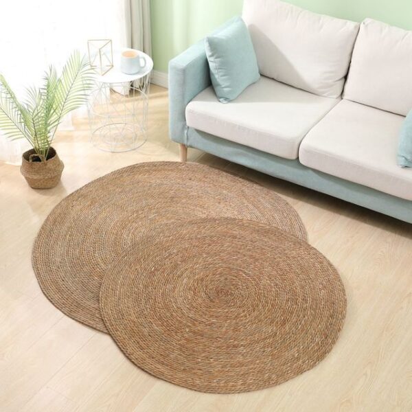 Tapis rond en rotin foncé