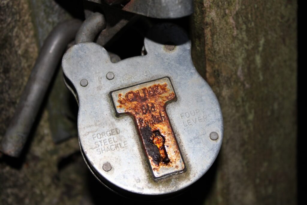 découvrez tout sur la résistance des matériaux : propriétés, tests et applications pour garantir la durabilité et la sécurité des structures.