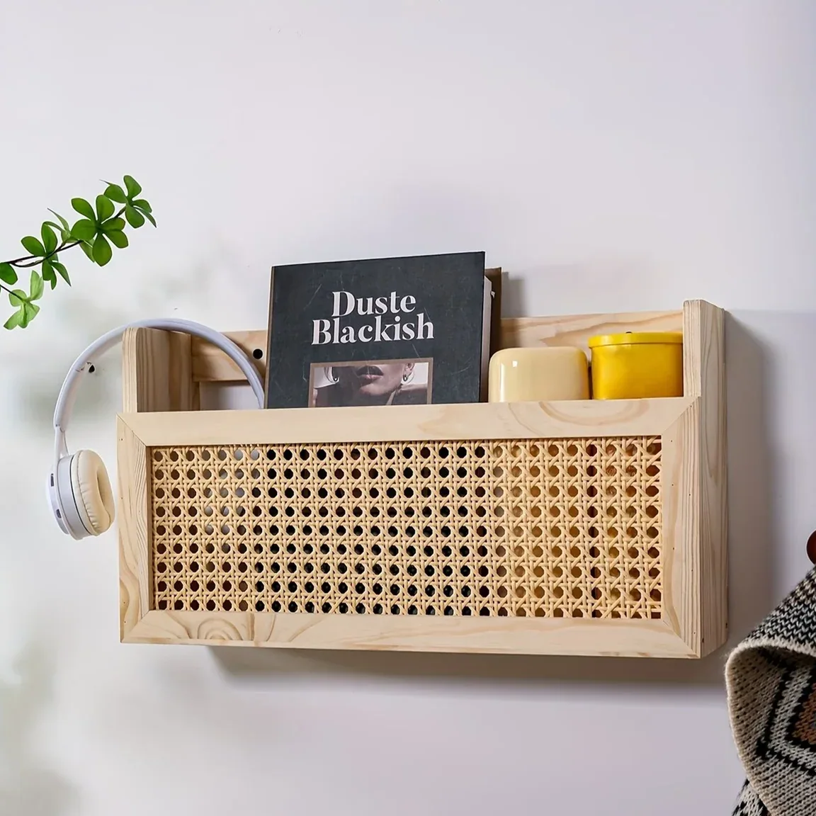 Boîte de rangement murale rustique en bois et rotin – Image 2