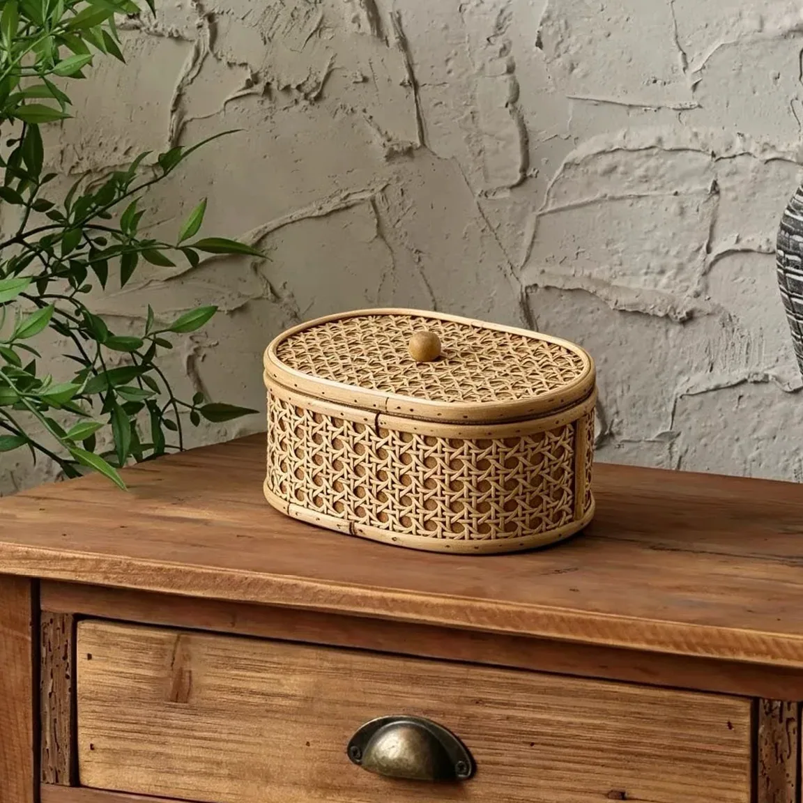 Boîte de rangement ovale en rotin tressé à main – Image 4