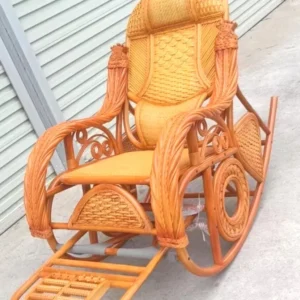 Chaise à bascule rotin bambou pour balcon et sieste