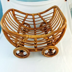 Chaise berceau rotin pour nouveau-né en bambou