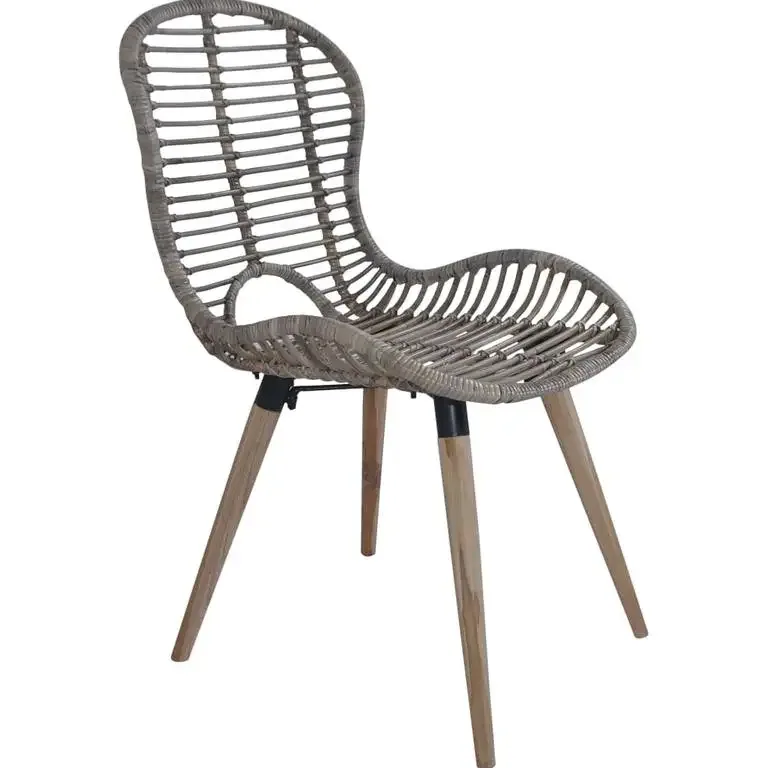Chaise en rotin naturel à pieds en bois – Image 3