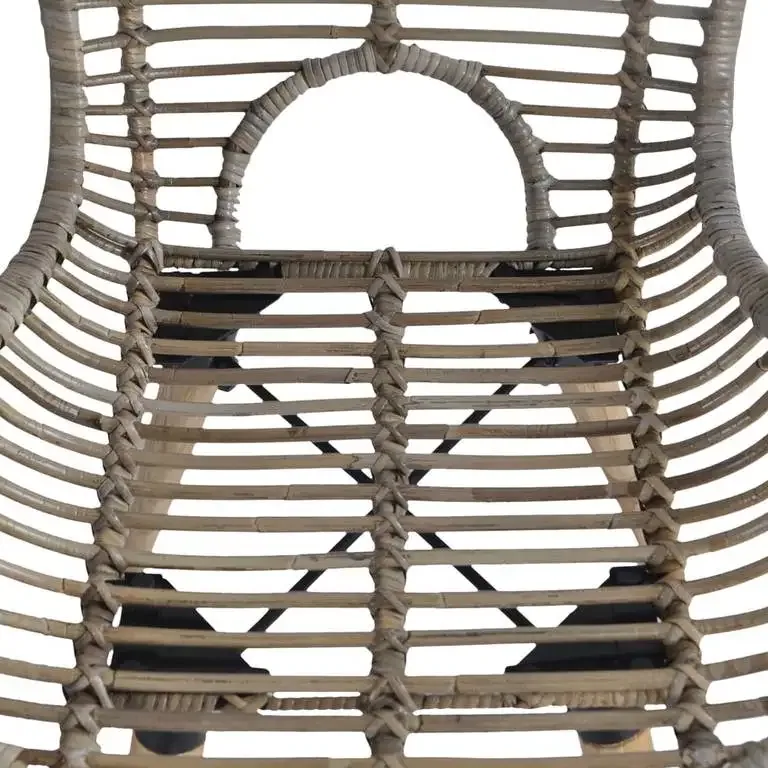 Chaise en rotin naturel à pieds en bois – Image 4