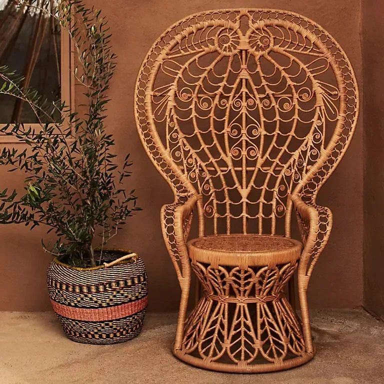 Chaise Paon en rotin et bambou modèle unique – Image 2