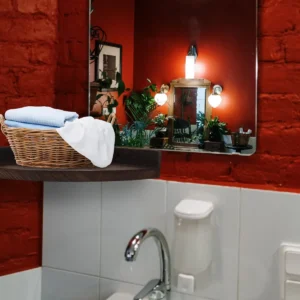 Étagère murale flottante d'angle en bois naturel