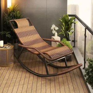 Fauteuil à bascule rotin PE et métal, design ergonomique