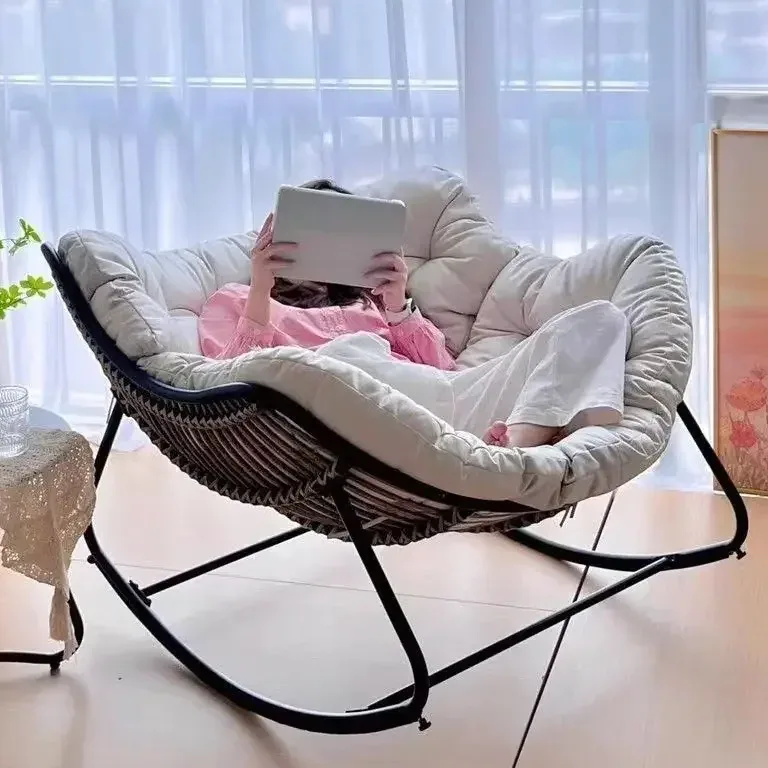 Fauteuil à bascule rotin tressé pour adulte – Image 4