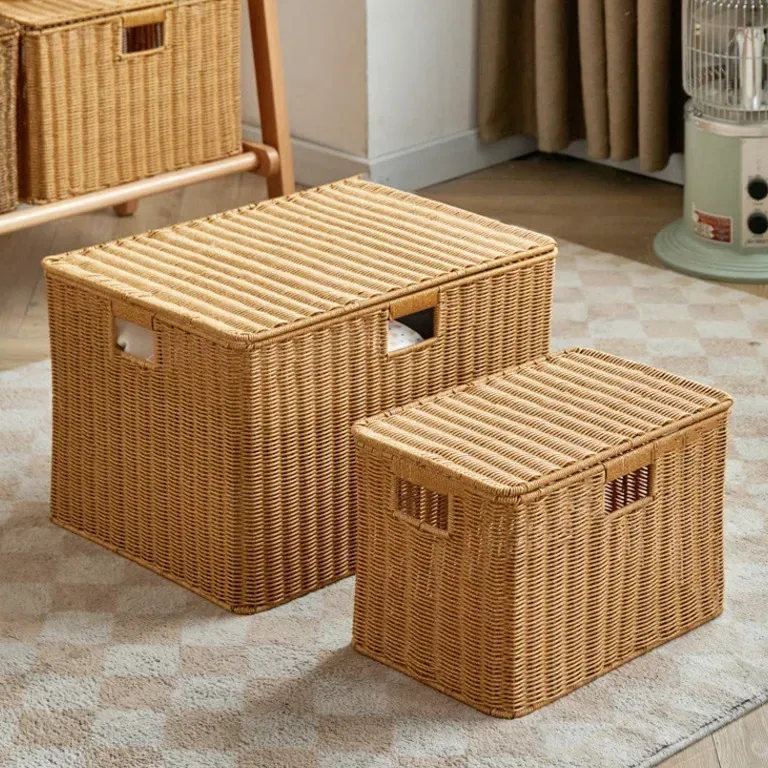 Grand panier coffre en rotin tissé avec clapet – Image 4