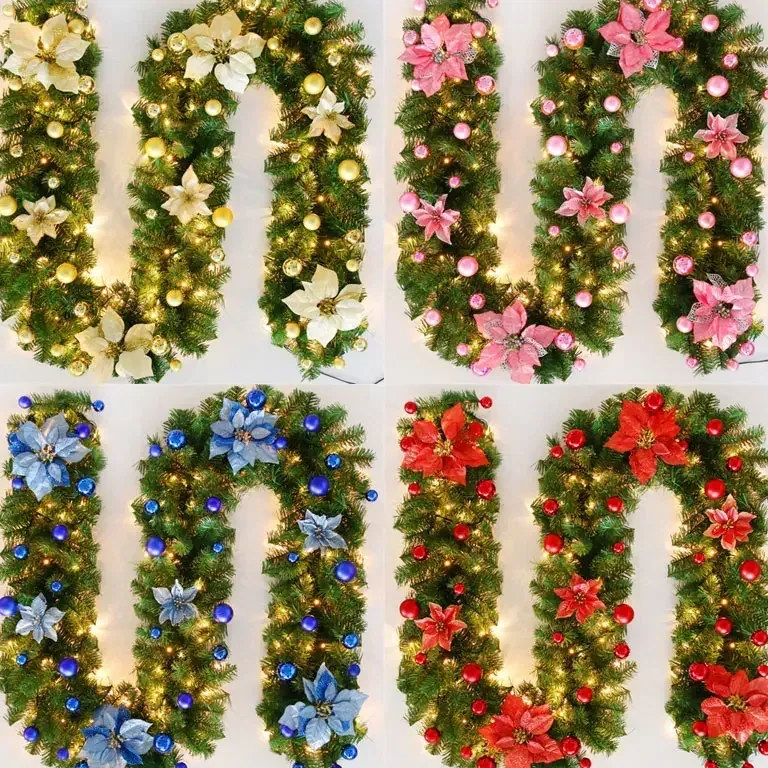 Guirlande rotin LED Noël 2,7 m avec fleurs artificielles