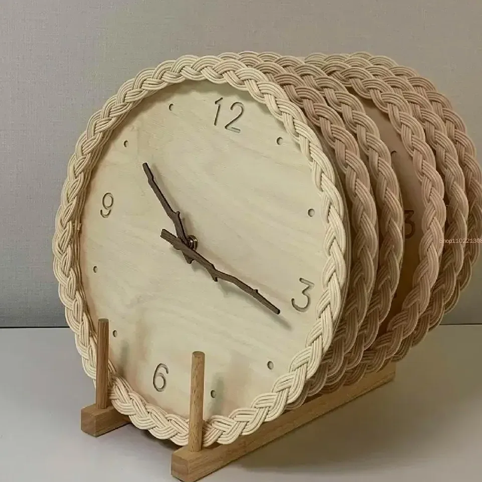 Horloge murale ronde en rotin silencieuse – Image 3