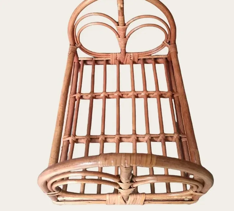 Lit bébé en rotin brun tressé à la main — Brown rattan bed – Image 5