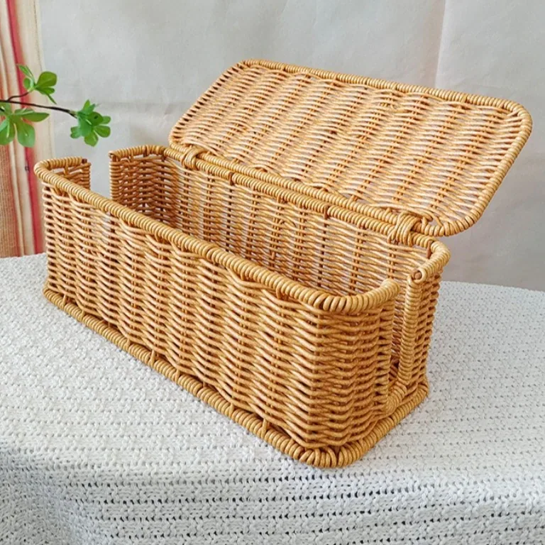 Panier de rangement tressé nordique en PE pour maison