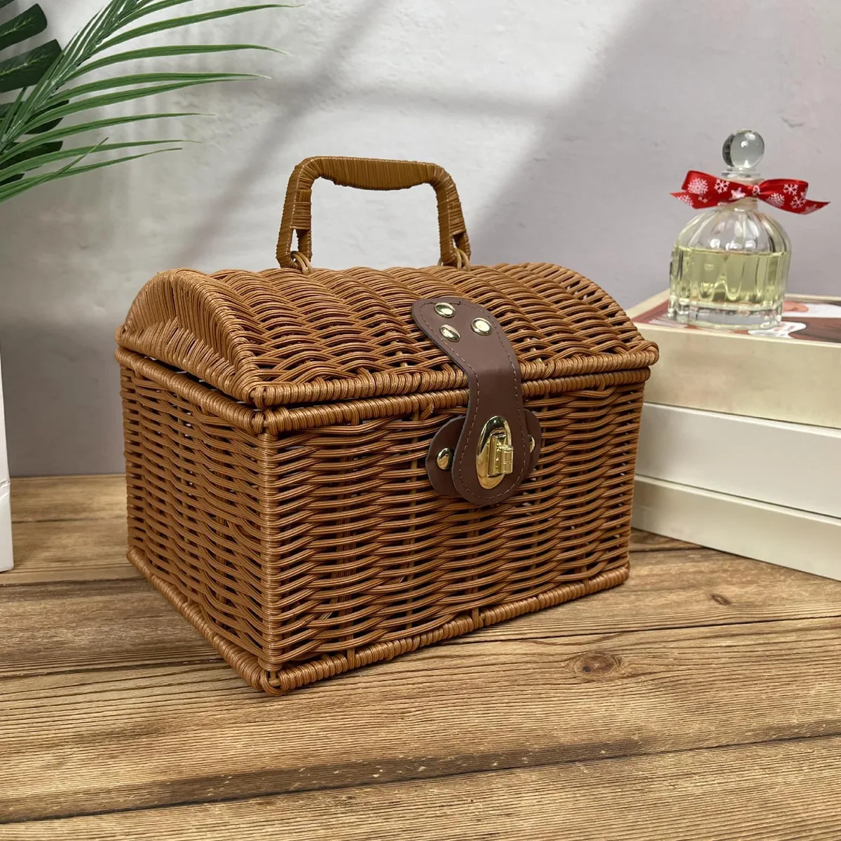 Panier en osier avec couvercle et poignée 8x6" – Image 4