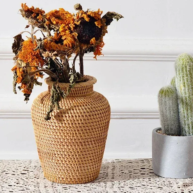 Panier suspendu en rotin tressé pour plantes d'intérieur – Image 3