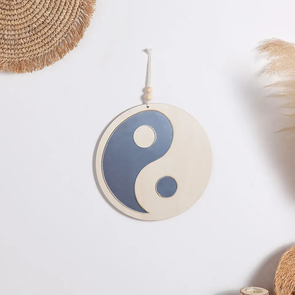 Pendentif miroir acrylique Tai Chi Bagua en bois – Image 2