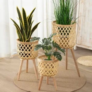 Porte-plantes en rotin et osier tressé — Gris clair