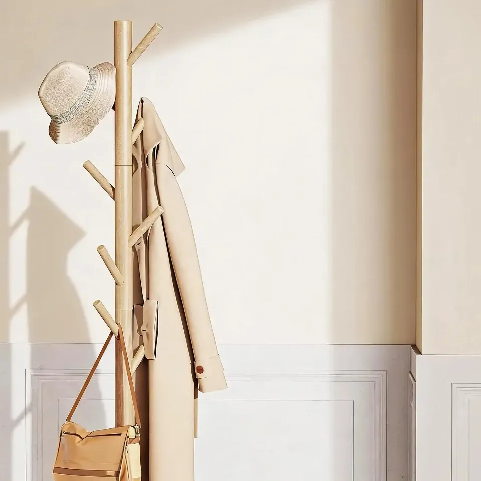 Porte‑manteau sur pied en bois style arbre – Image 2