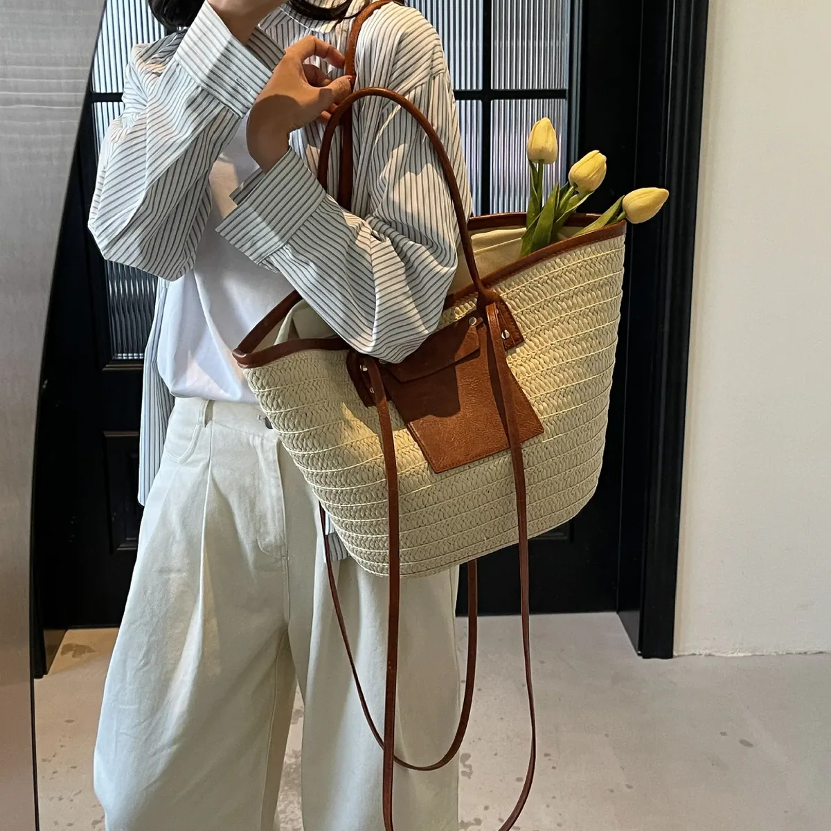Sac bandoulière en paille tressée style vintage 2026 – Image 3