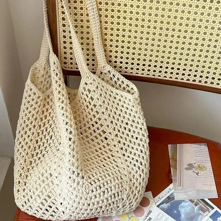Sac fourre-tout en paille tissée femme - modèle unique