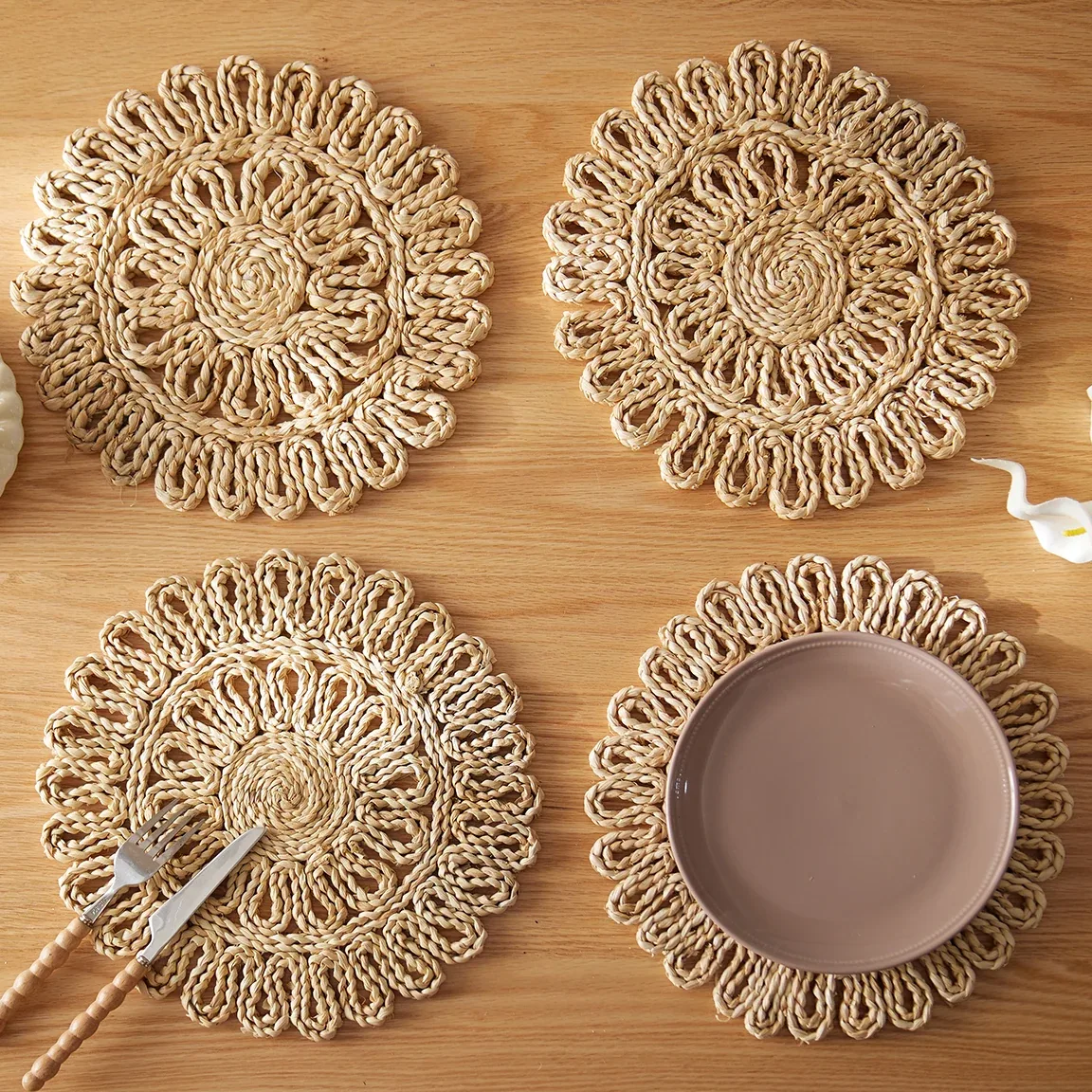 Set de napperons ronds en paille tissée macramé