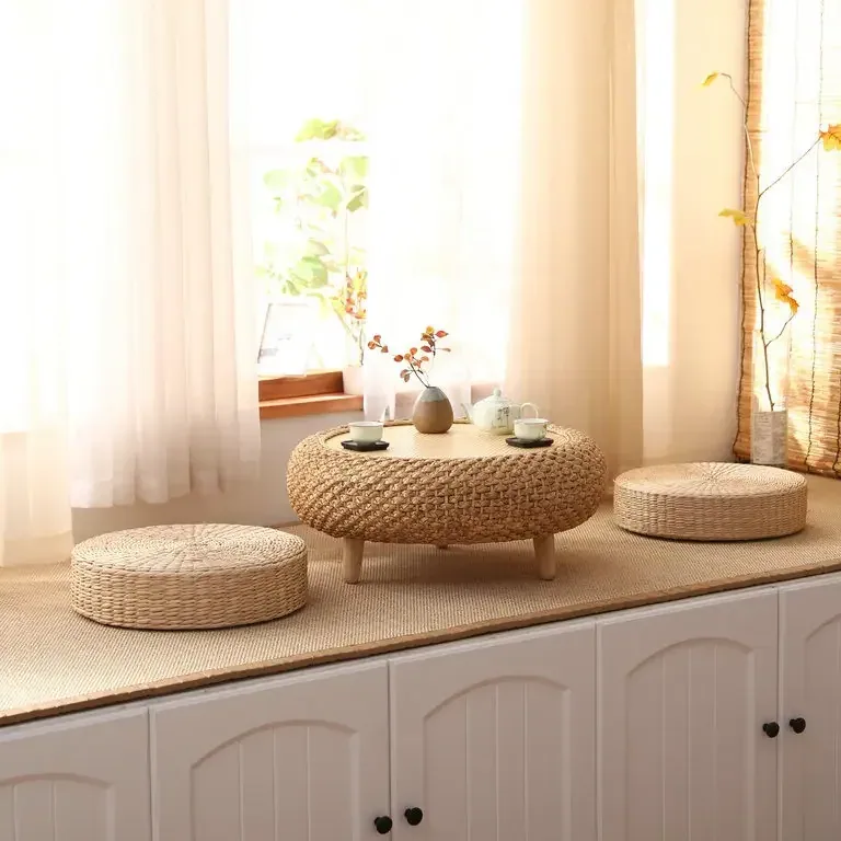 Table basse ronde en rotin tissé à la main avec rangement – Image 5