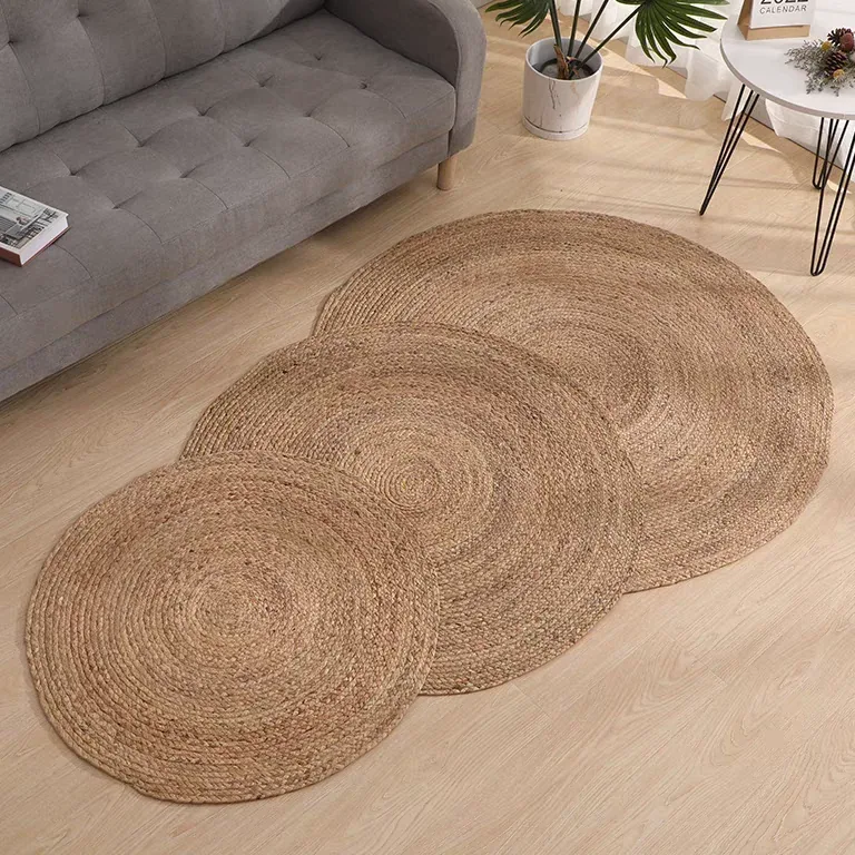 Tapis rond tissé à la main en paille végétale – Image 3