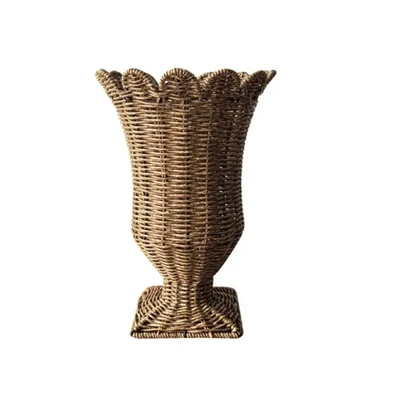 Vase en rotin tissé avec base surélevée — gobelet – Image 2