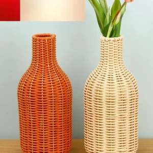 Vase petit en rotin tressé et plastique